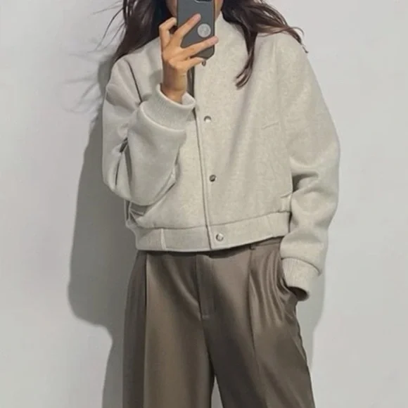 Zara Women's bomber Jacket - Picture 5 of 6